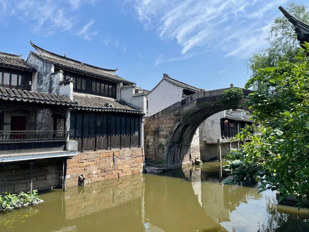 皇冠地下城选关版